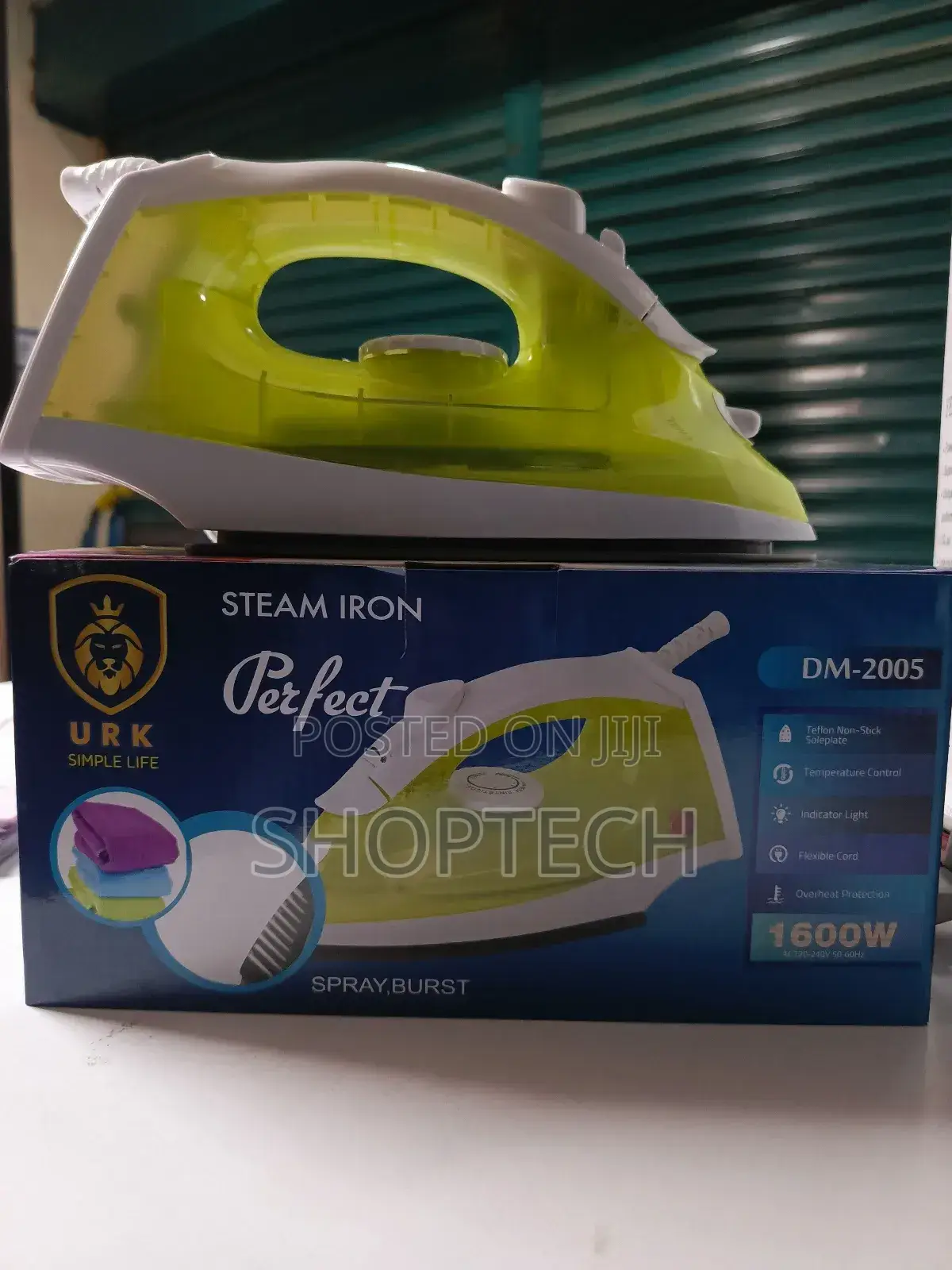 Urk Steam Iron Box Box