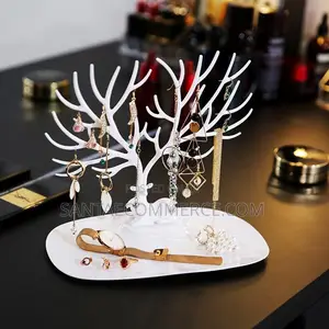 Little Deer-Like Jewelry Organizer