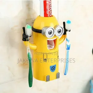 Minions Automatic Toothpaste Dispenser Kid Toothbrush Holder