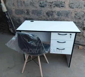 Manicure Desk Table and Chair