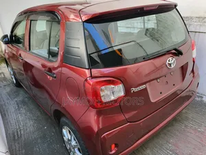 Toyota Passo 2017 Red