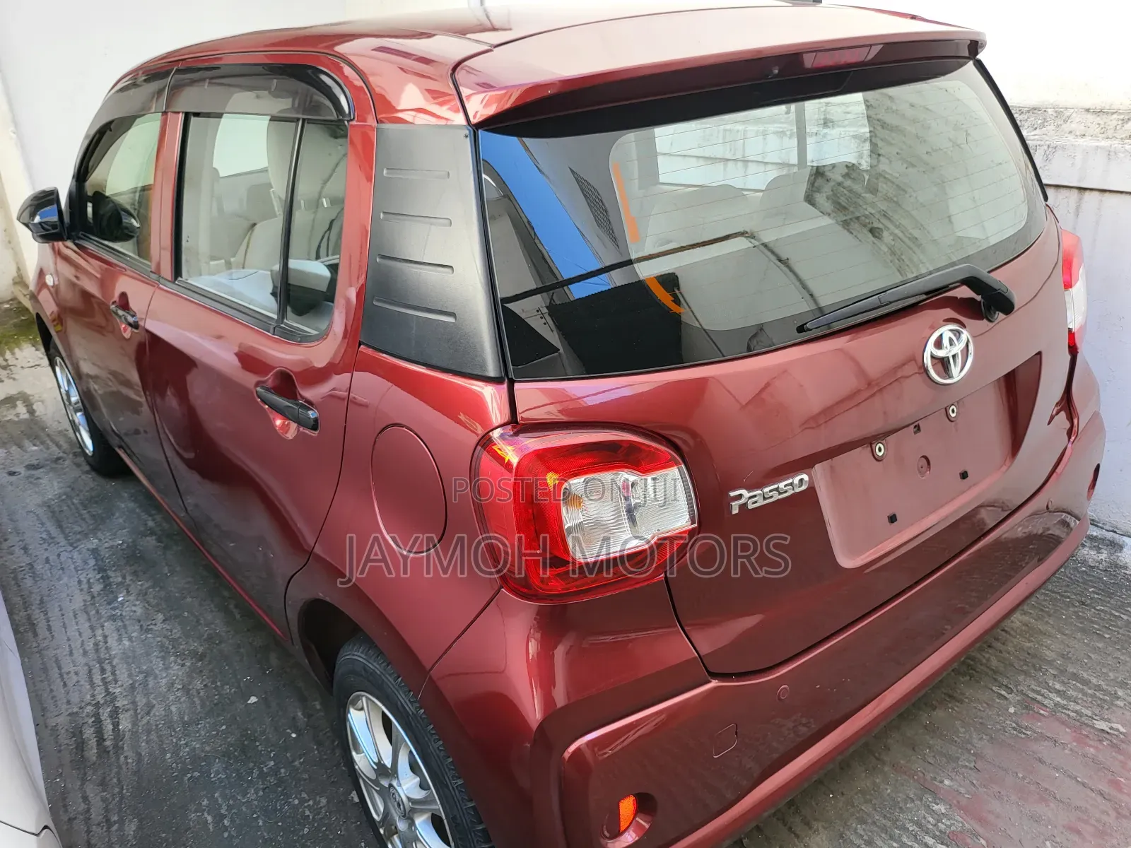 Toyota Passo 2017 Red
