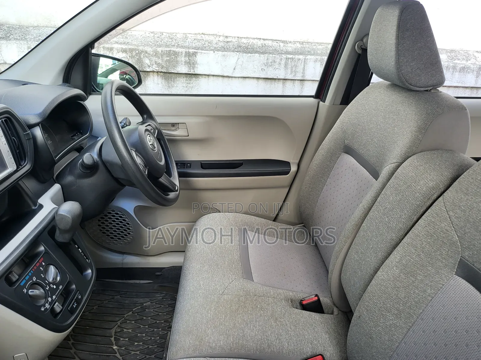 Toyota Passo 2017 Red