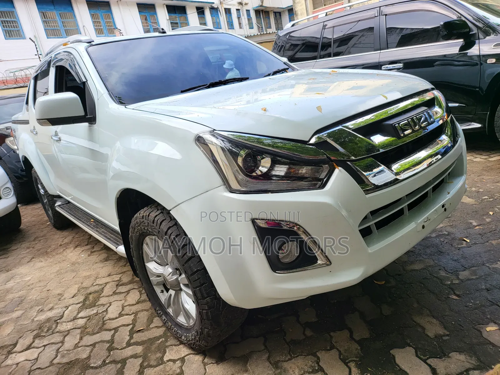 Isuzu D-MAX 2021 White