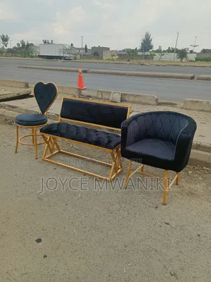 2 Manicure Seats, Waiting Seat, Black and Gold 