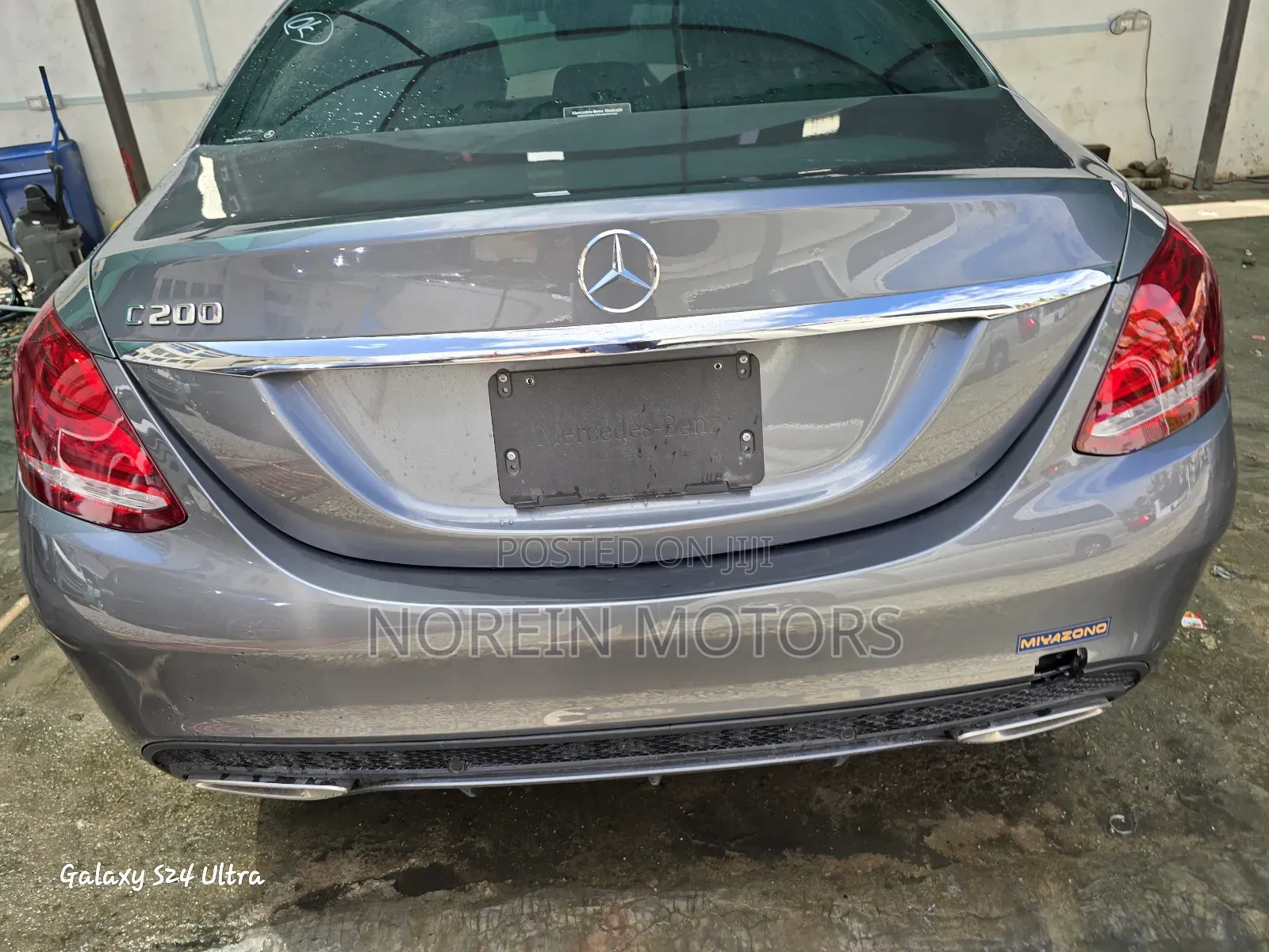 Mercedes-Benz E200 2018 Gray
