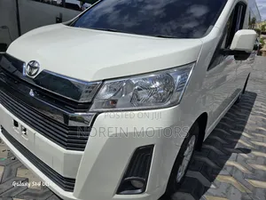 Toyota HiAce 2023 White