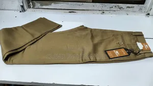 Biege Non-Fade Khaki Trousers for Men