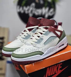 Jordan 3 Spikes Sneakers