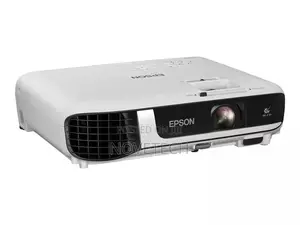 New Epson EB-W51 V11H977040 LCD Projector