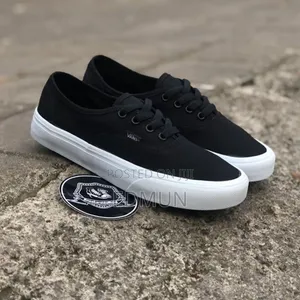 Black White Vans