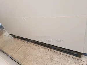 Pure White Sintered Stone