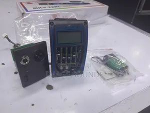 Guitar Preamplifier Tuner With LCD Tuner