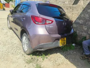 Mazda Demio 2016 Pink