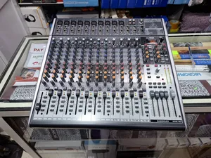 Behringer Xenyx X2442USB 24channels Plain Mixer