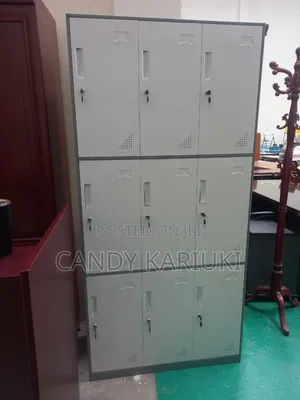 Changing Room Lockers With 9 Compartments