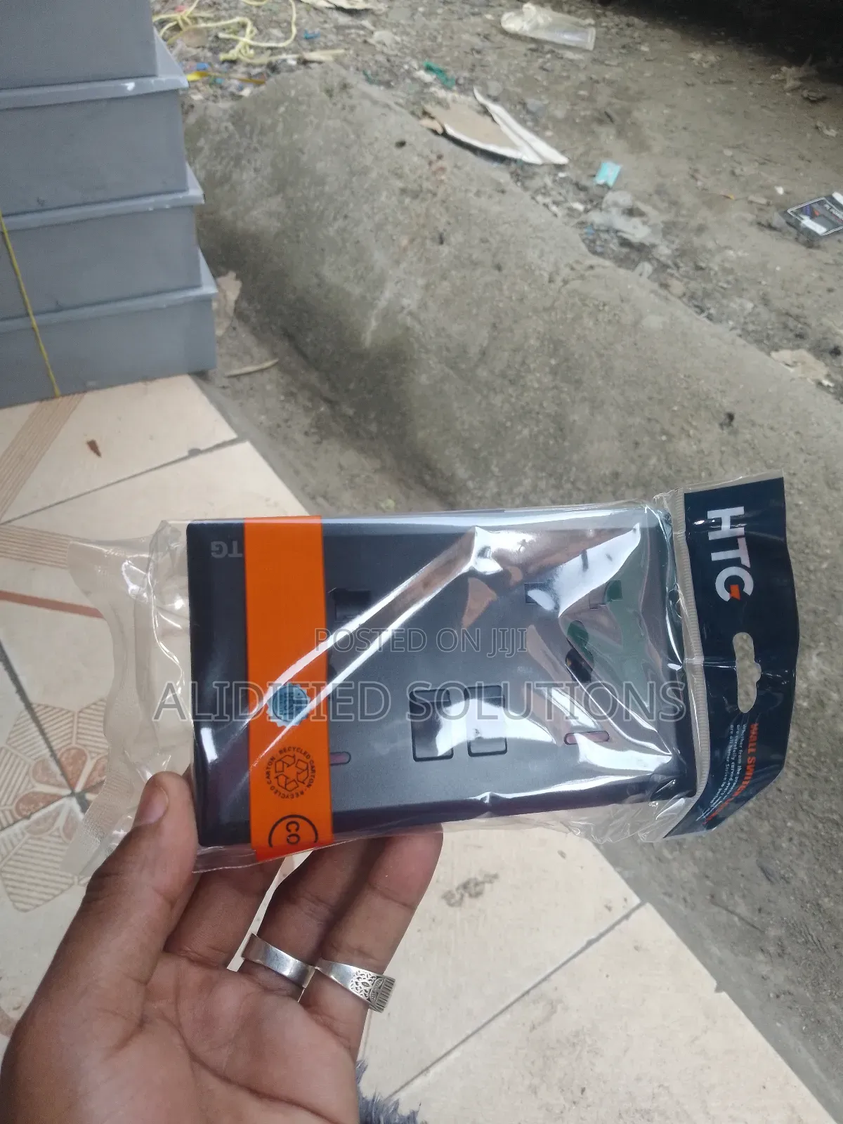 HTG Double Socket
