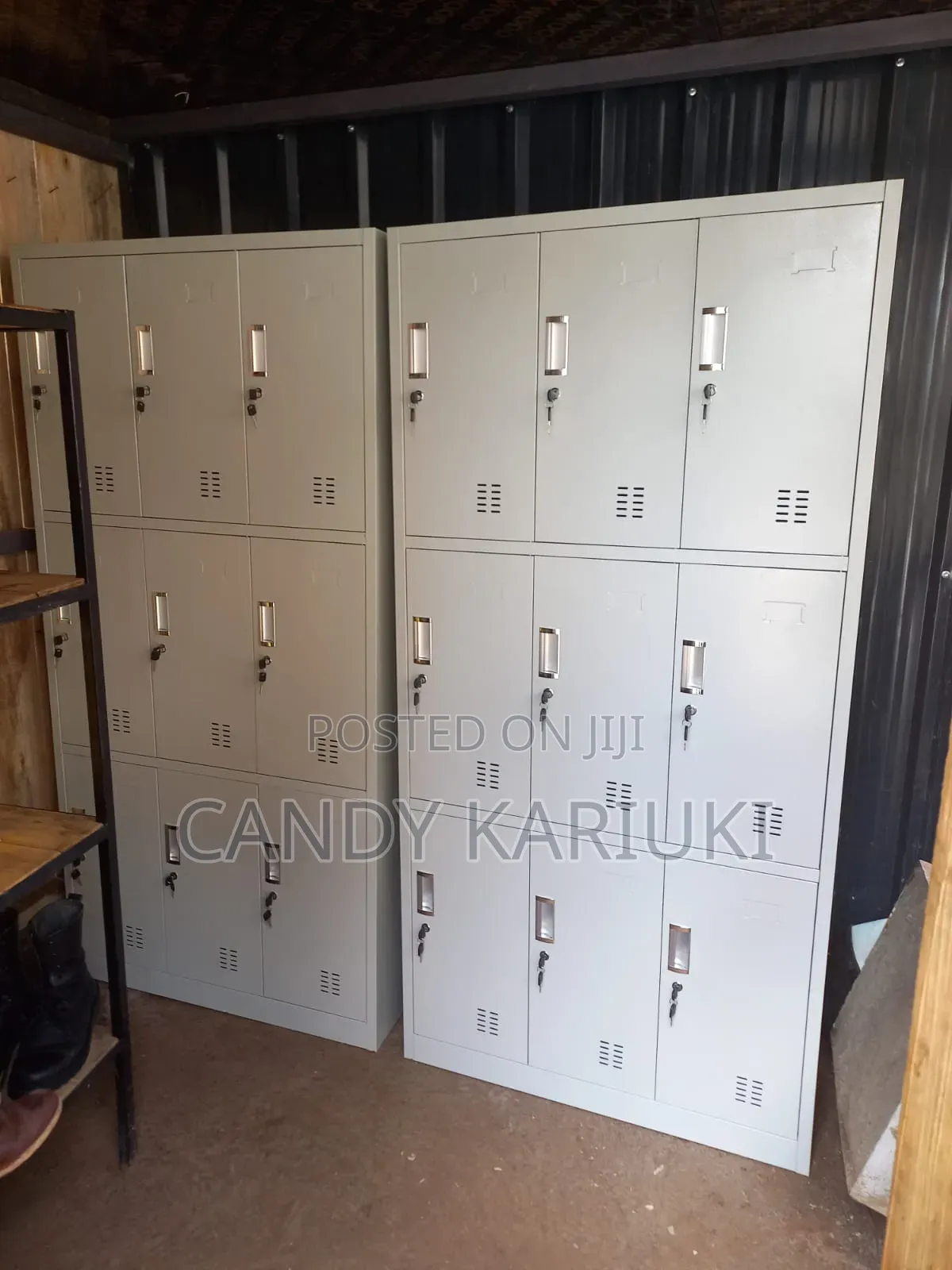Modern Staff Lockers With 9 Compartments