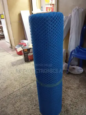 Chicken Wire Mesh 25 Plastic Rolls