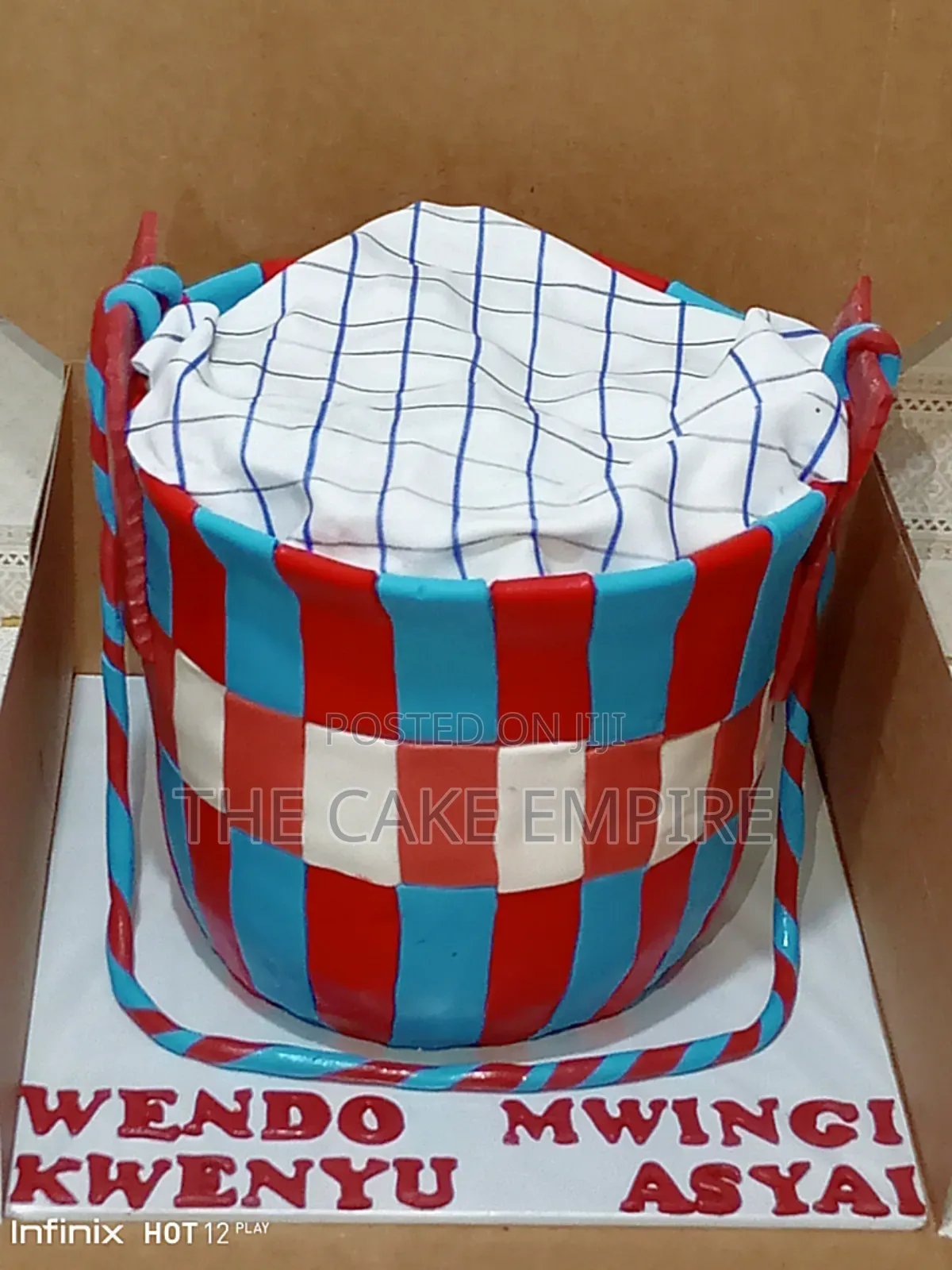 Traditional Cakes (Baskets Etc)