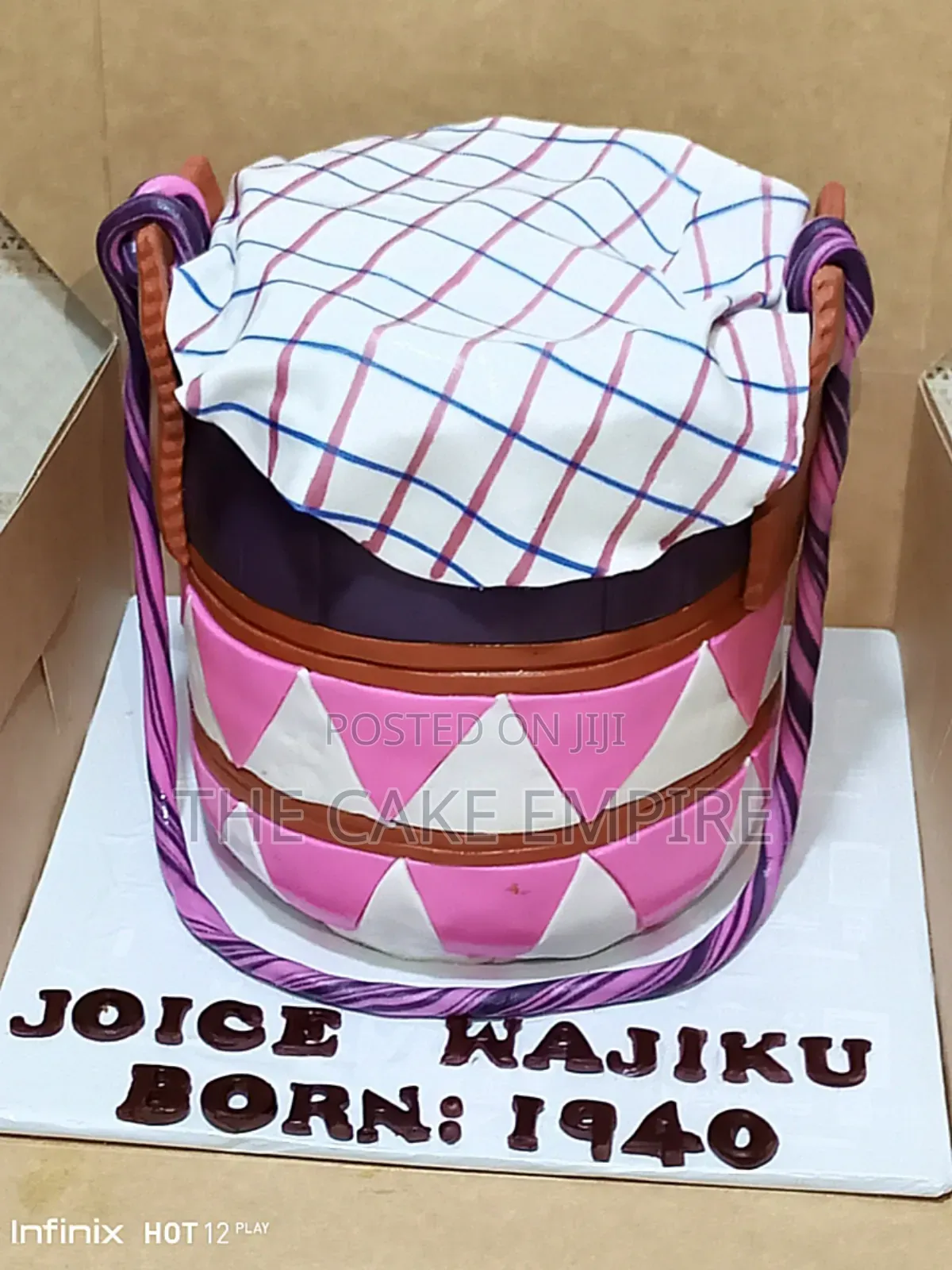 Traditional Cakes (Baskets Etc)