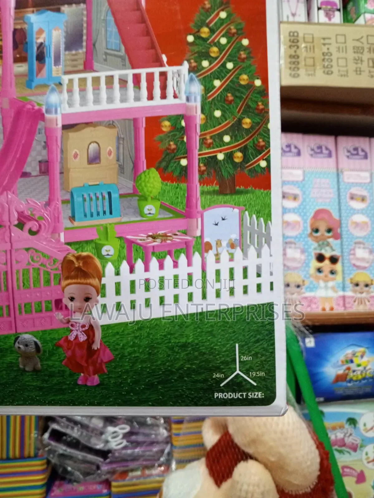 285pc Villa Christmas Doll House