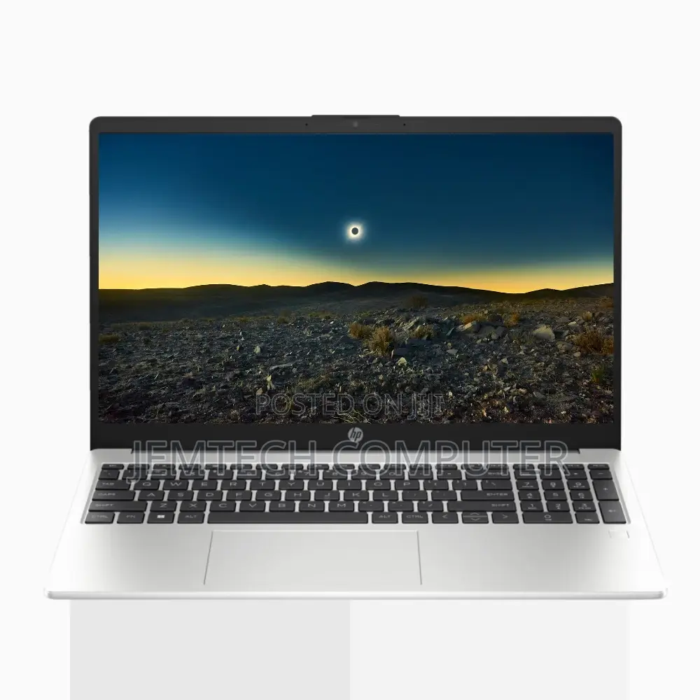 New Laptop HP 250 G10 8GB Intel Core I7 SSD 512GB