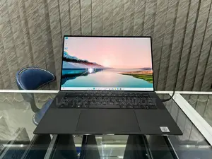 Laptop Dell XPS 17 9720 16GB Intel Core I7 SSD 512GB