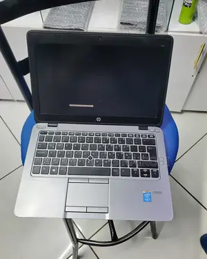 Laptop HP EliteBook 820 G2 4GB Intel Core I5 HDD 500GB