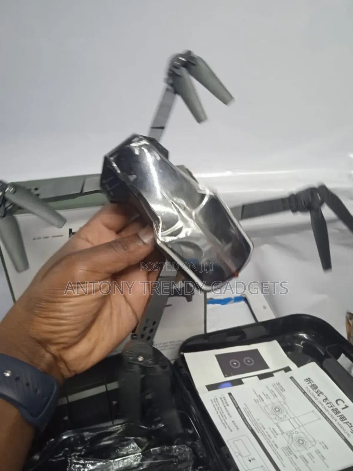 Drones E88 Model, Fly Drone