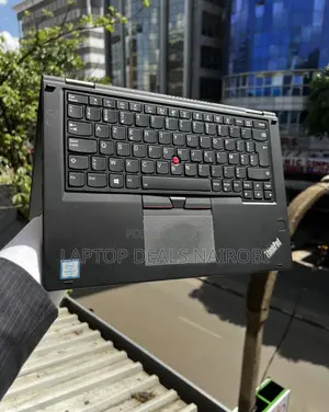 Laptop Lenovo ThinkPad Yoga 370 8GB Intel Core I7 SSD 256GB
