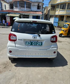 Toyota Passo 2017 White