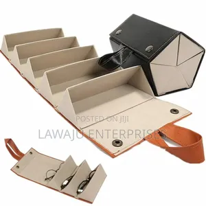 Hanging Foldable Eyeglasses Storage Box