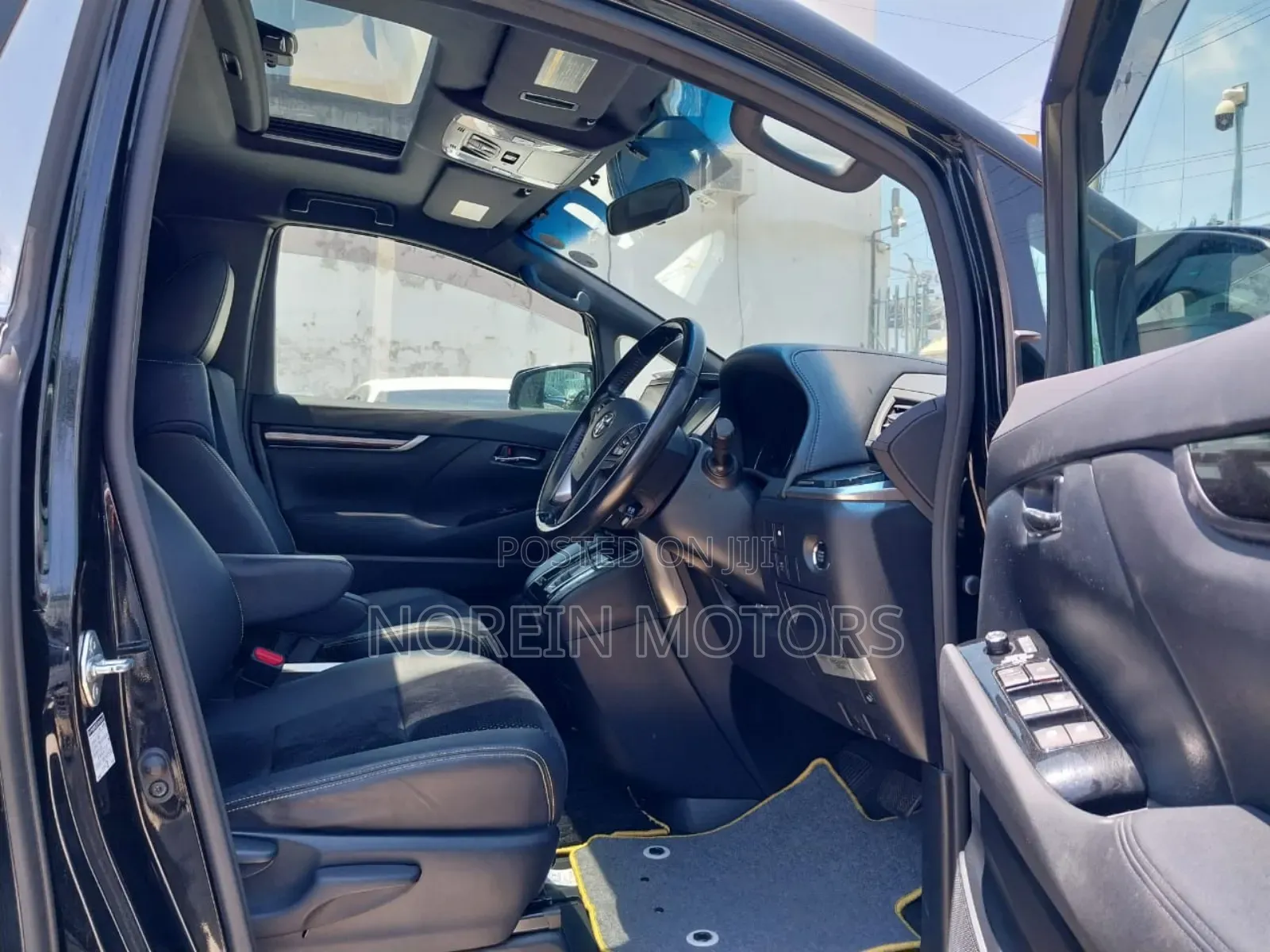 Toyota Vellfire 2018 Black