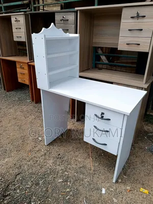 White Manicure Desk Table With Shelf