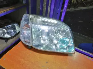 Nissan X-Trail Nt30 Non Xenon Lamp Complete With Corner Lamp