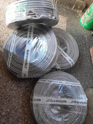 2.5mm2 Twin With Earth Electrical Cable, 3 Core, 90 M; Mt050