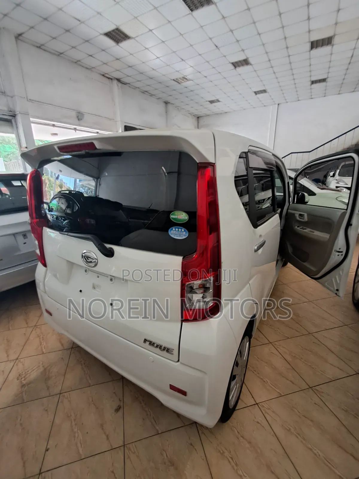 Daihatsu Move 2017 White