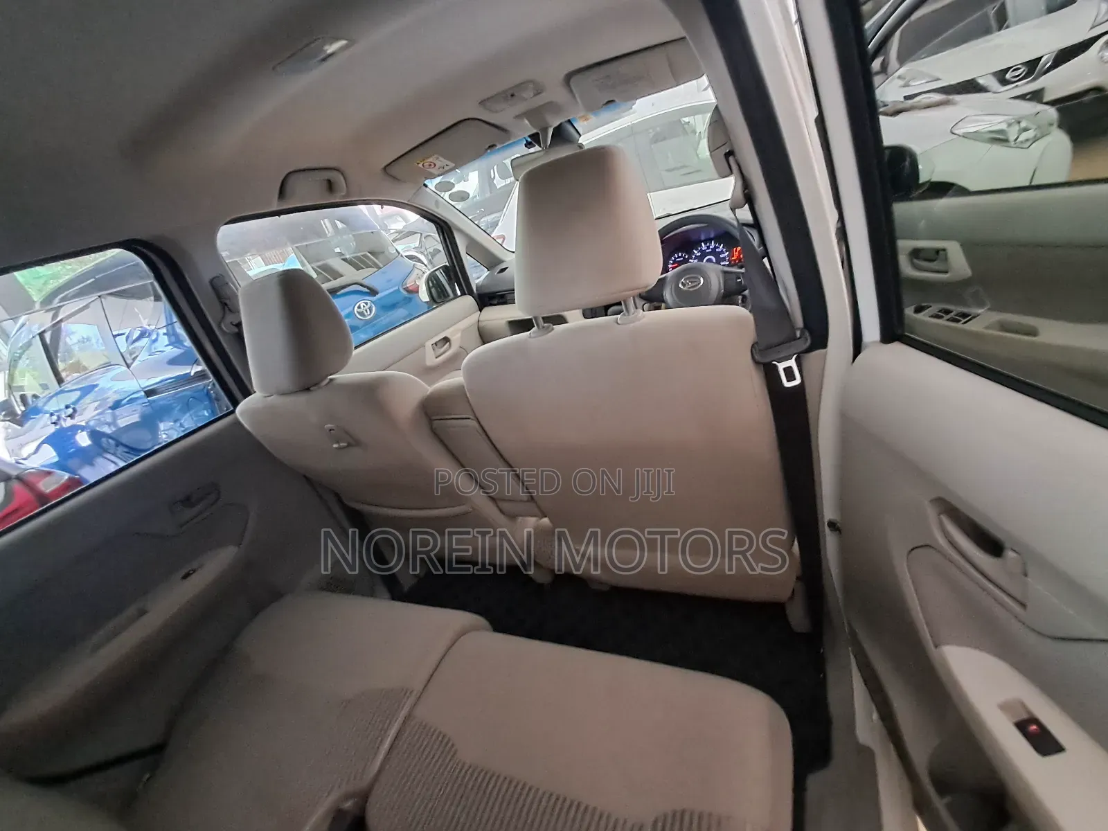Daihatsu Move 2017 White