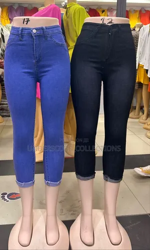 Ladies Three Quarter Jeans/Pants
