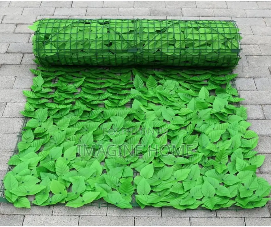 Light Artificial Green Fence Leafs Decor