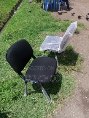 Tosca Visitor's Chairs