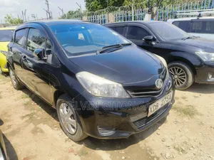 Toyota Vitz 2014 Black