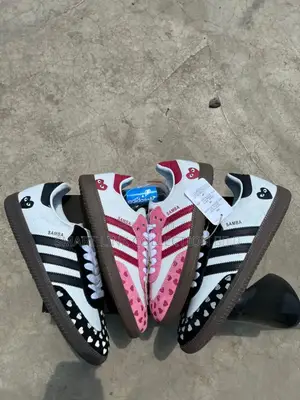 *Adidas Samba Valentine* 