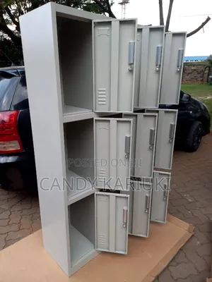 Lockable Storage Lockers With 9 Doors