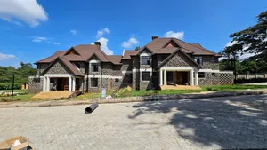 4bdrm Maisonette in Karen, Nairobi Central for sale