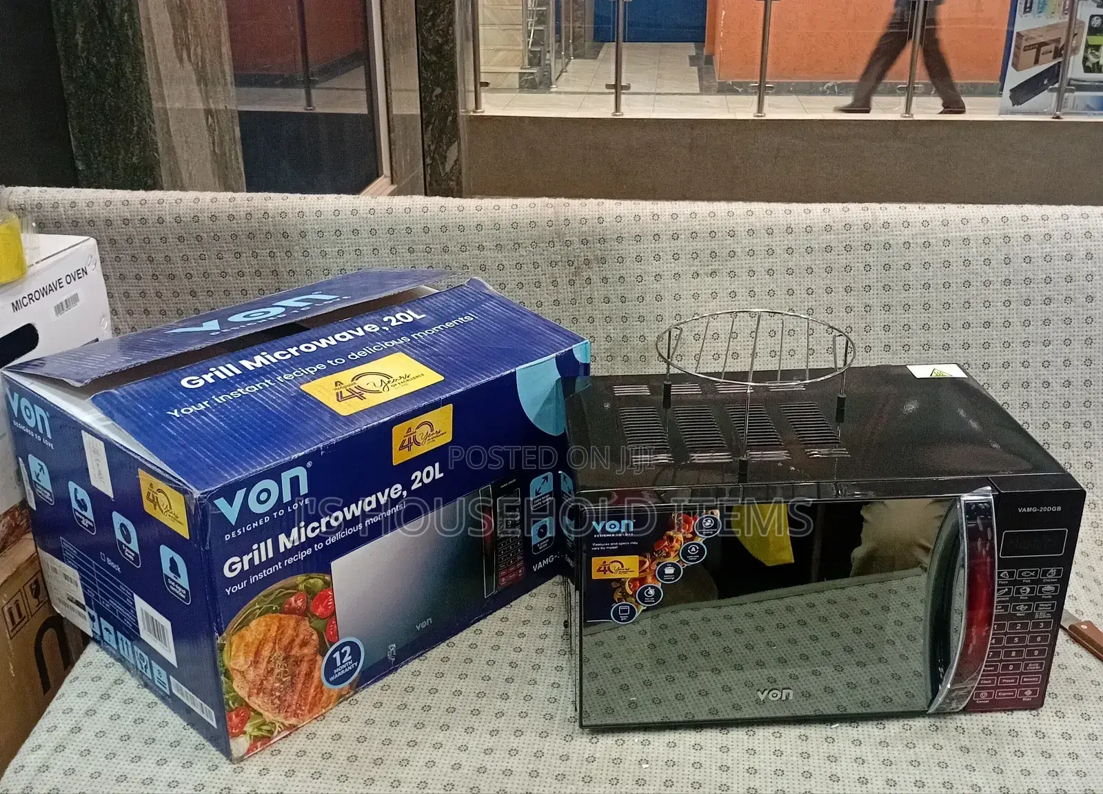 Von Grill Microwave 20L