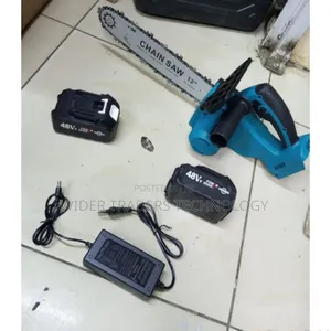 12" Cordless Chainsaw 
2 Batteries
