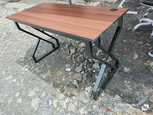 Black Frame Computer Stand