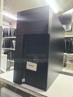 Desktop Computer Dell Precision 3000 16GB Intel Core I7 HDD 2T